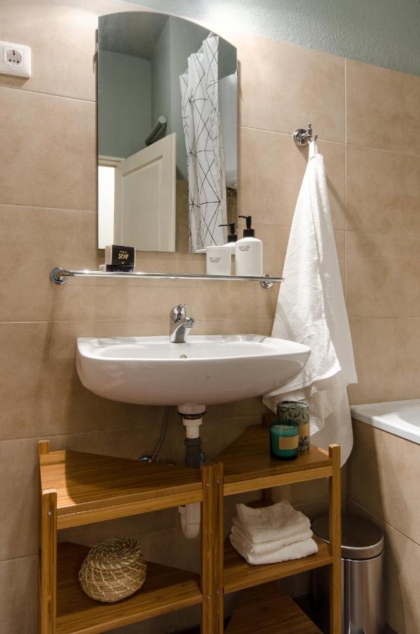 Next To Opera House A26 Apartament *